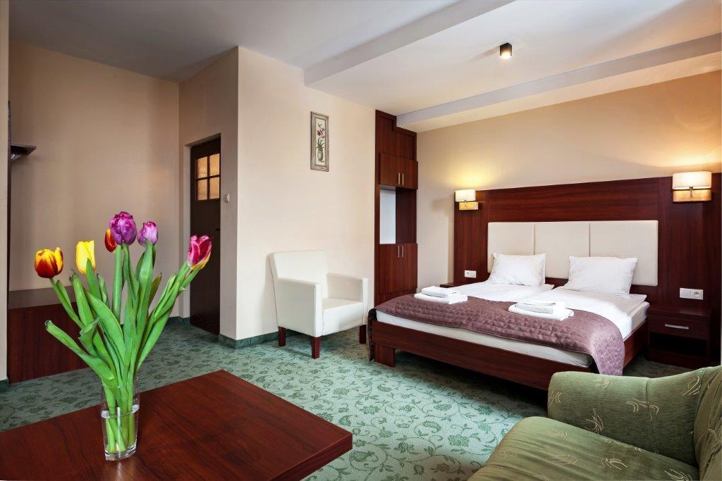 Hotel Mlyn ルブリン エクステリア 写真
